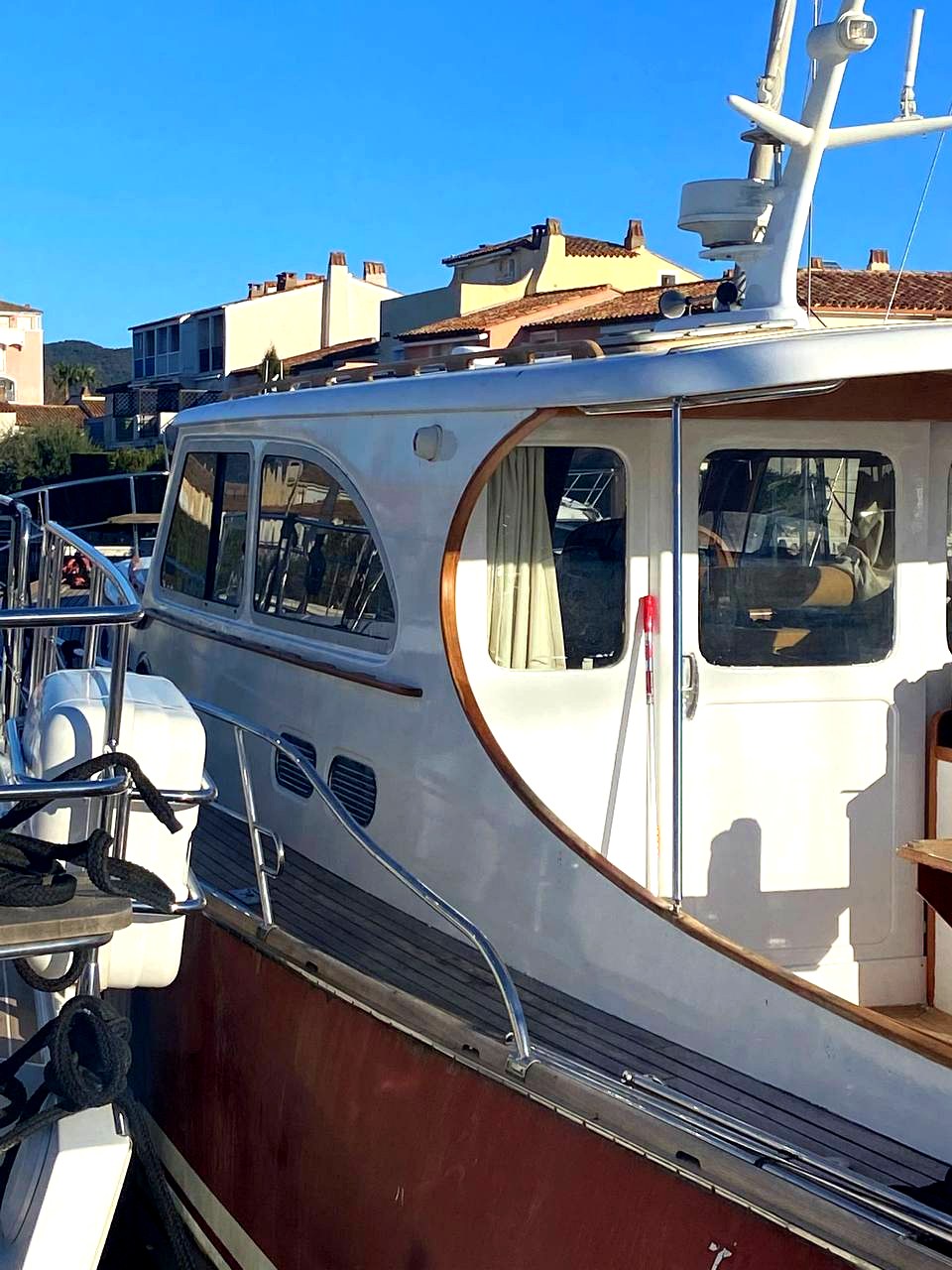 Superstructure et timonerie