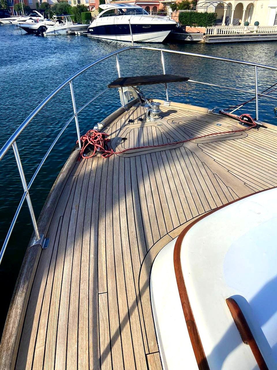 Teck proue · Port Grimaud